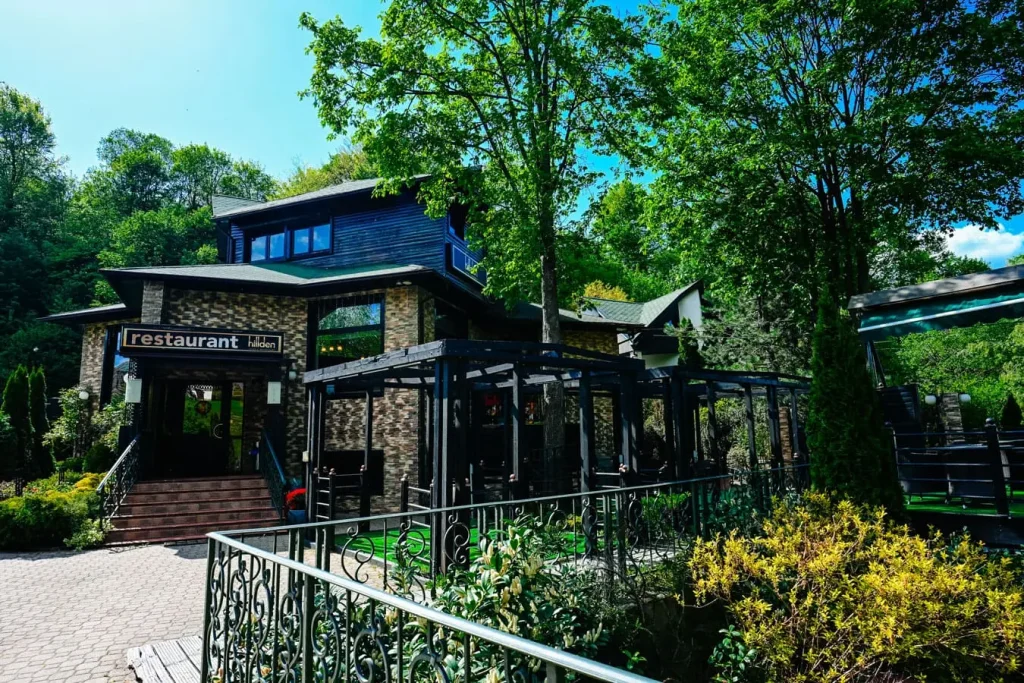 Restaurant Pensiune Hillden Șimon Bran